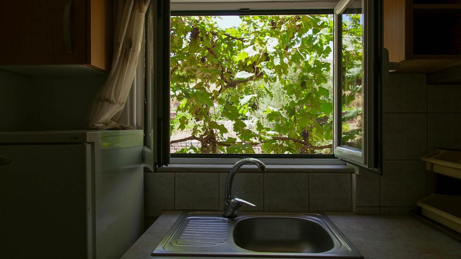 Guest House Suga 1 Qeparo Exterior photo