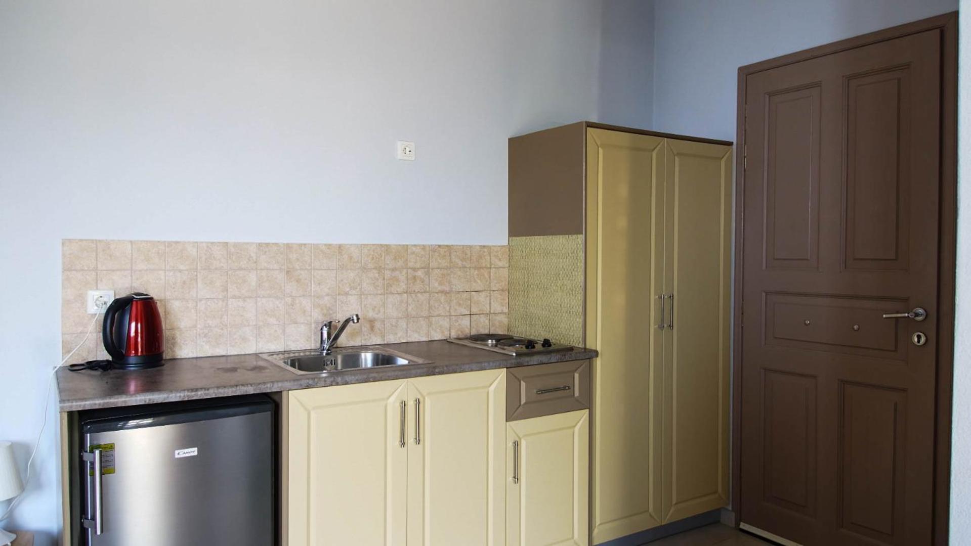Guest House Suga 1 Qeparo Room photo