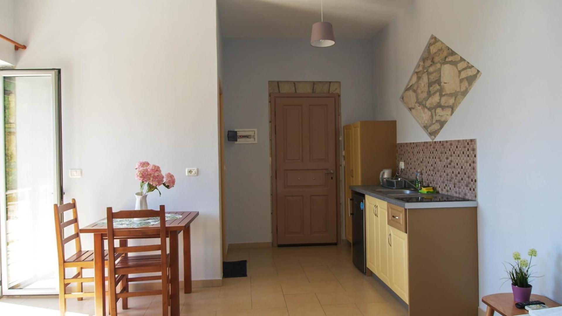 Guest House Suga 1 Qeparo Room photo